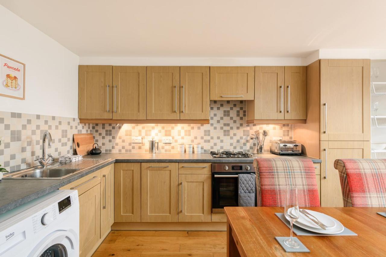 2Br New Town Garden Apartment Edinburg Exteriör bild